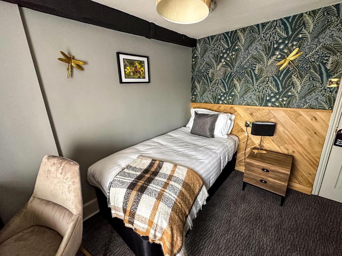 The Old Mill 3* Salisbury